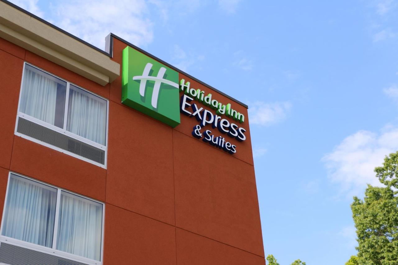 Holiday Inn Express & Suites - Hendersonville Se - Flat Rock, An Ihg Hotel Exterior photo